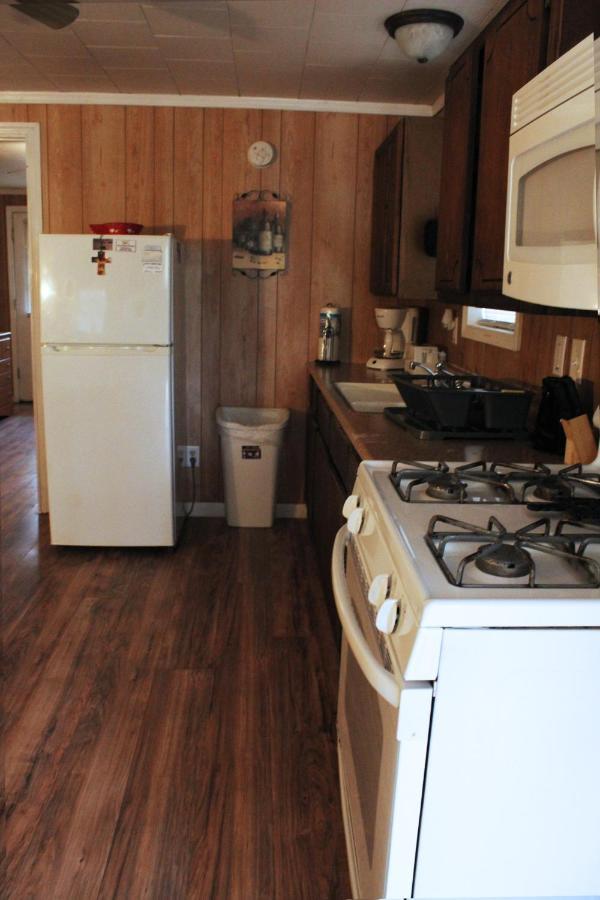 Berry Creek Cabins Bed and Breakfast Isabel Exteriör bild