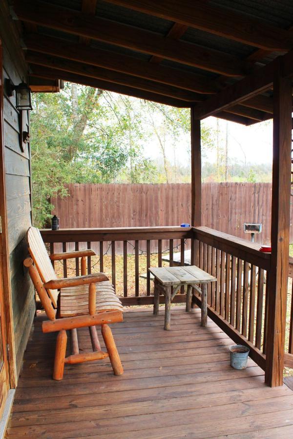 Berry Creek Cabins Bed and Breakfast Isabel Exteriör bild